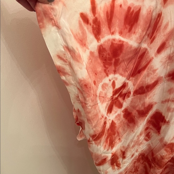 Young Fabulous & Broke Salmon and White Tie-Dye Kimono - Picture 4 of 10